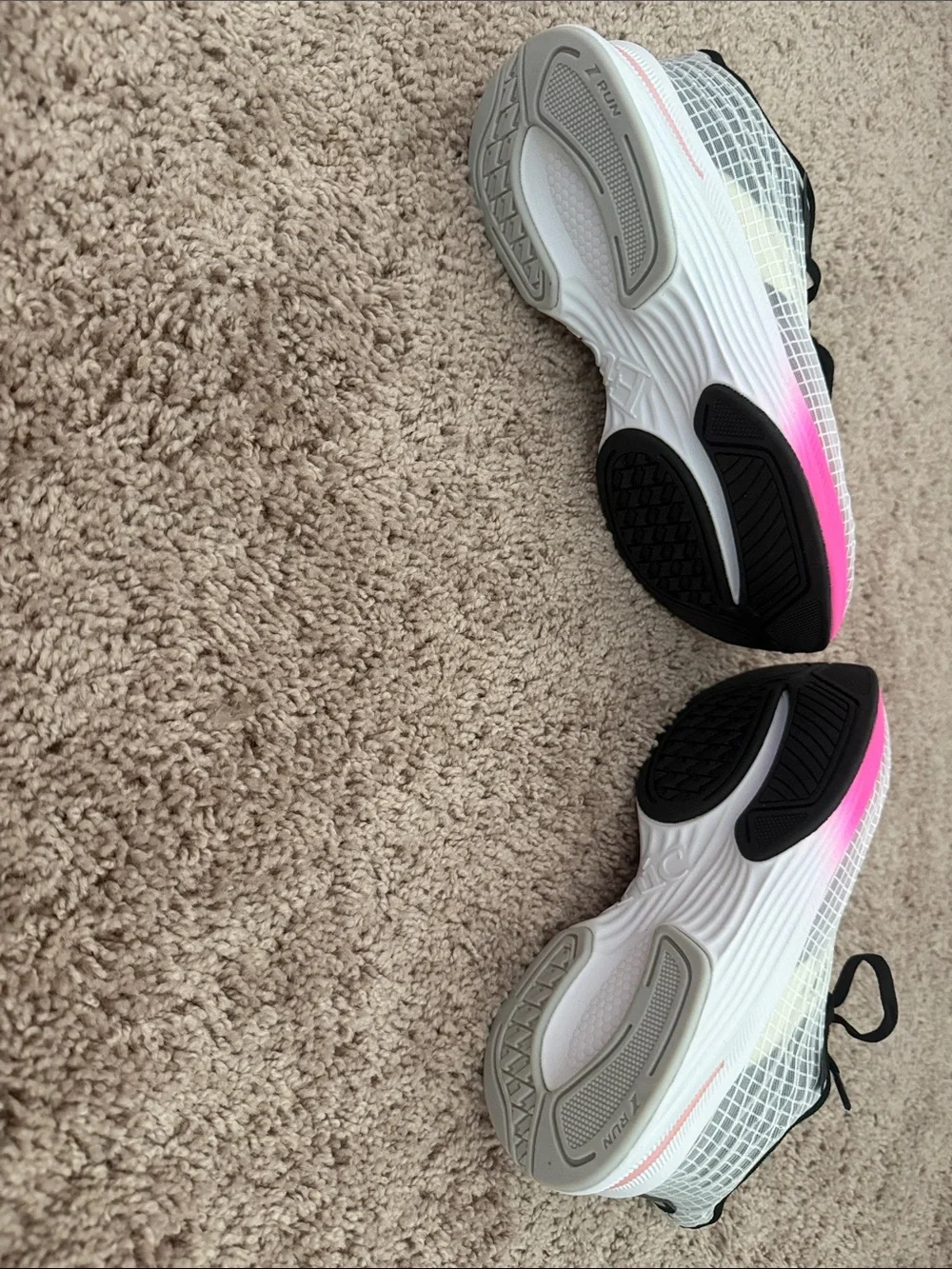 Etonic Women's Pink and Black Running Shoes - Lightweight Performance